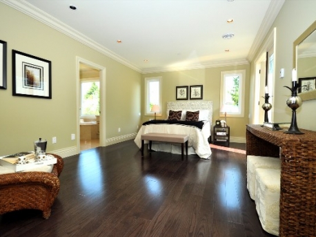 small master bedroom